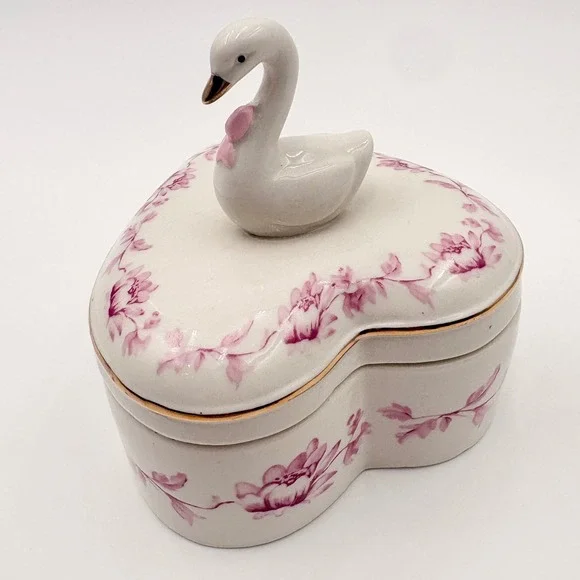 Heart Shaped Ceramic Trinket Box Swan Figurine Pink Floral Gold Trim Cottagecore - Picture 5 of 8